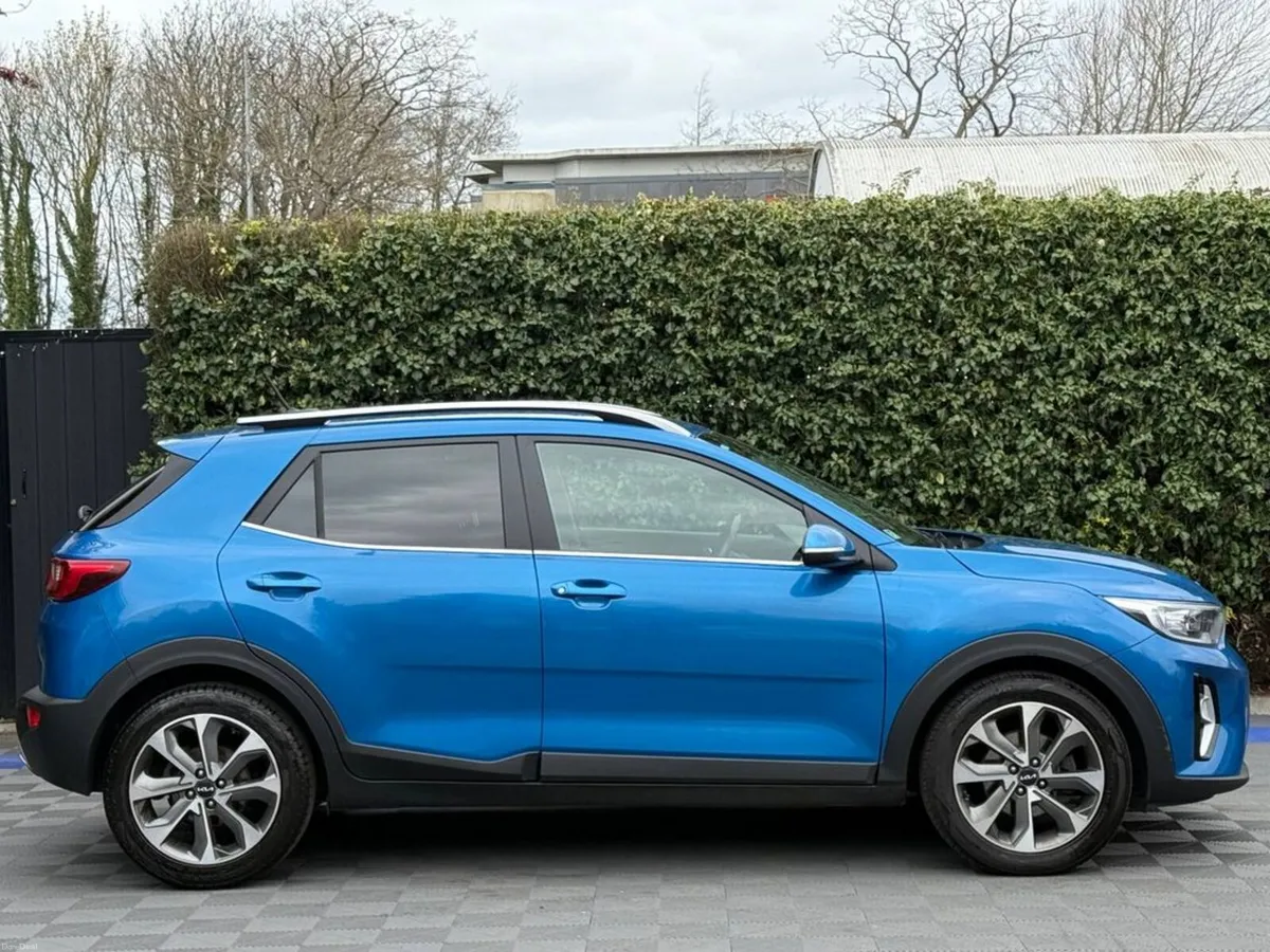 Kia Stonic K3 1.0 AUTO // HEATED SEATS // APPLE CA - Image 2