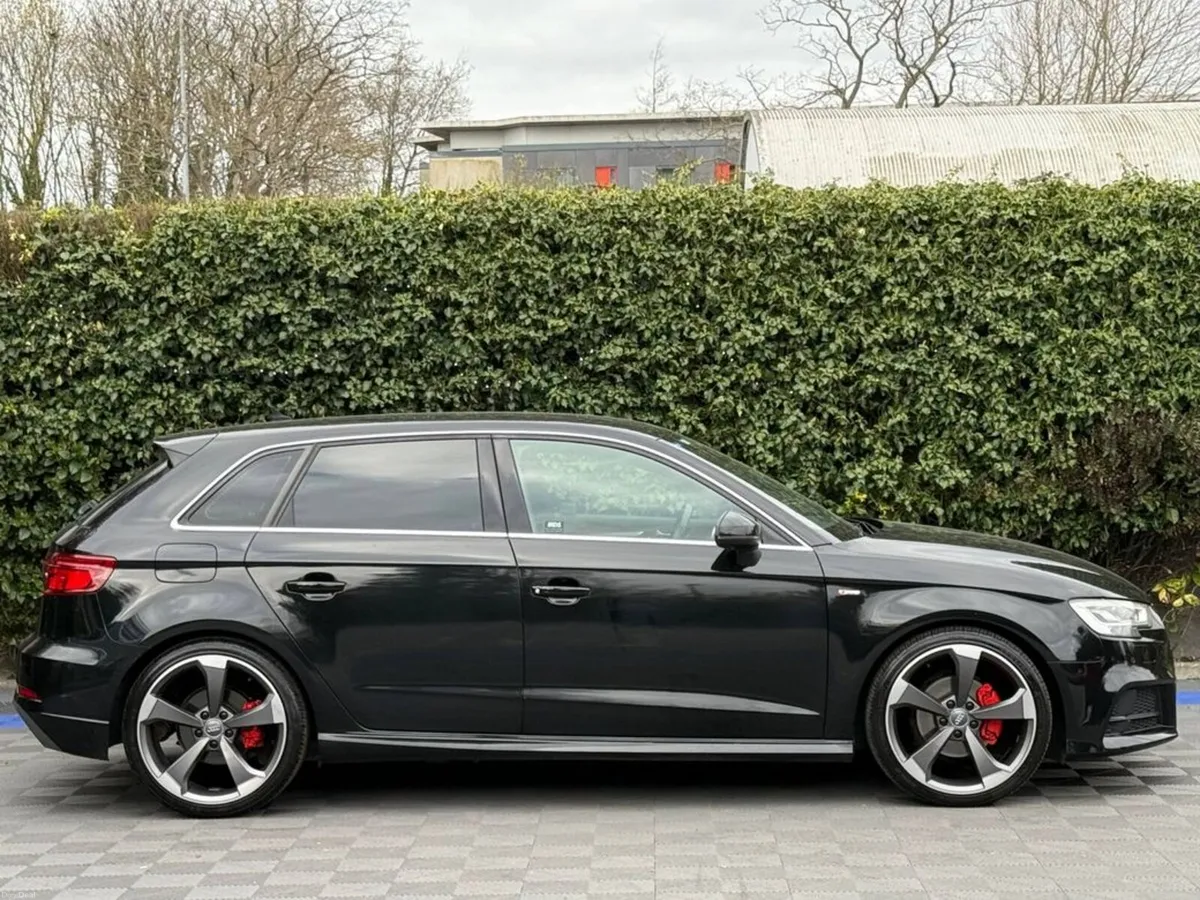 Audi A3 S-LINE 1.4 TFSI AUTO // FULL SERVICE HISTO - Image 2