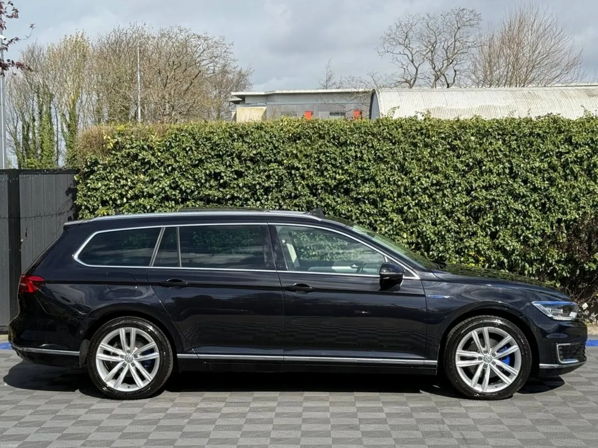 Volkswagen Passat GTE VARIANT 1.4 HYBRID // OPENIN - Image 3