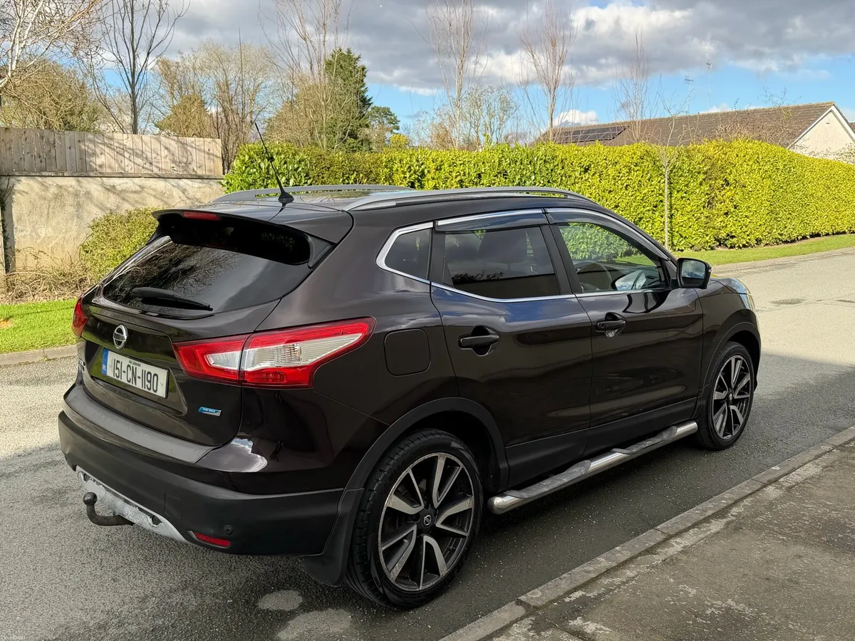 2015 Nissan Qashqai  SVE High Spec Low kilometers - Image 2