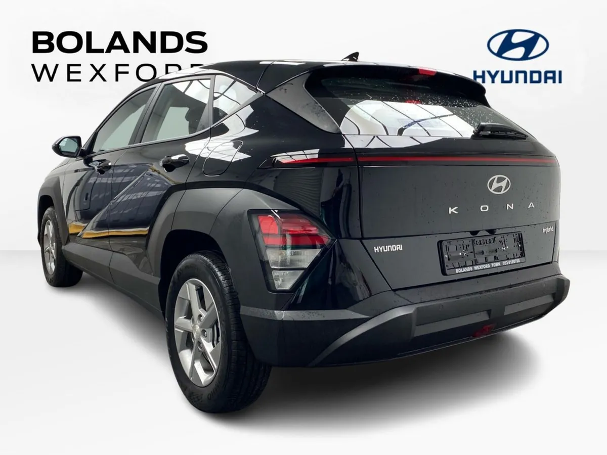 Hyundai KONA Hybrid Signature - Image 4