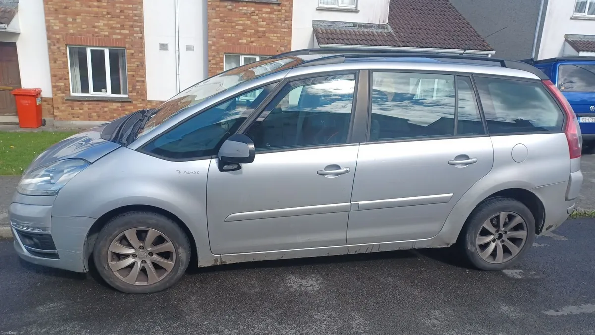 Citroen C4 Picasso 2013.. 7 Seater - Image 2
