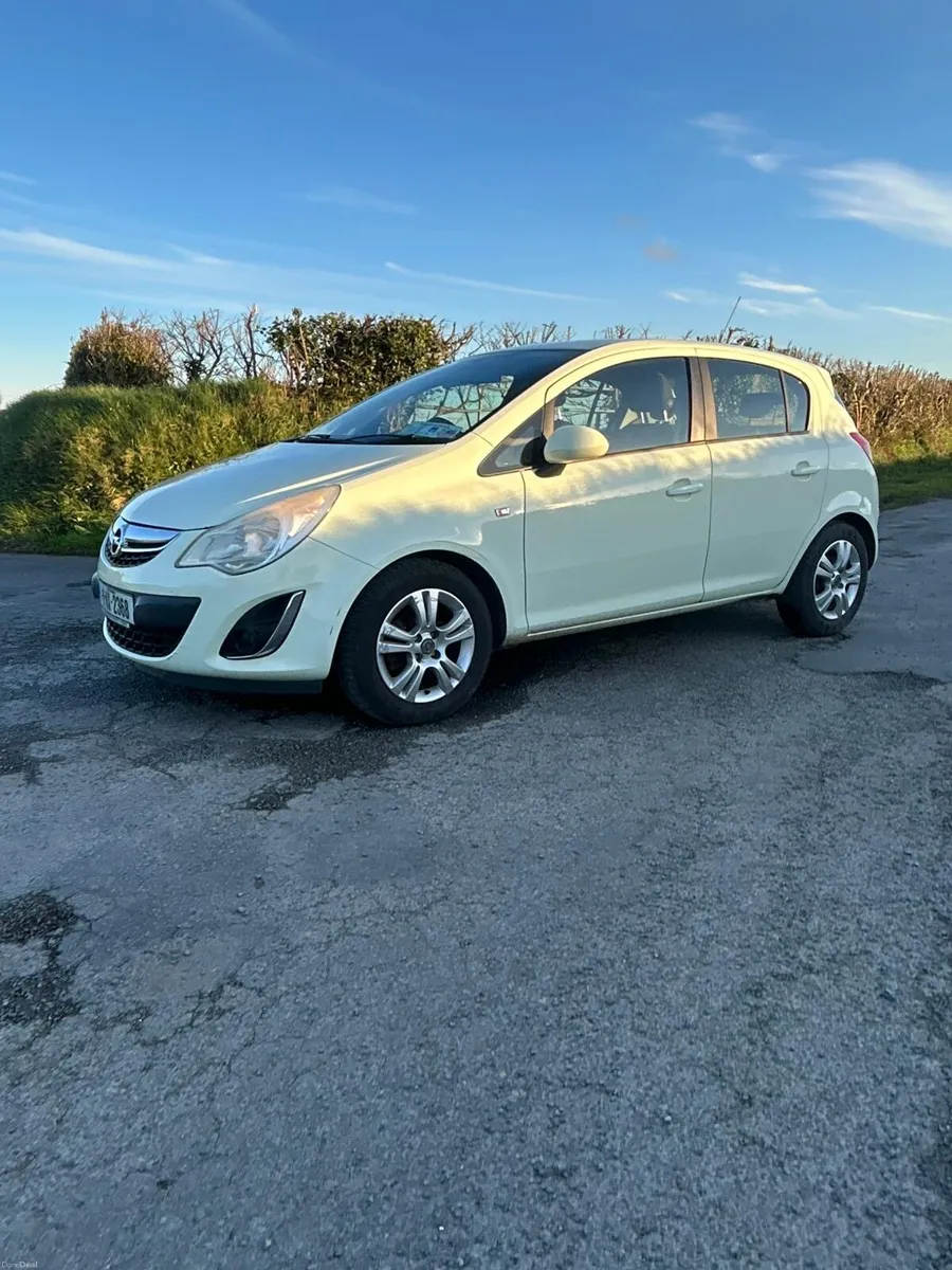 2011 Opel Corsa 1.2sc *only 164,000km* - Image 1