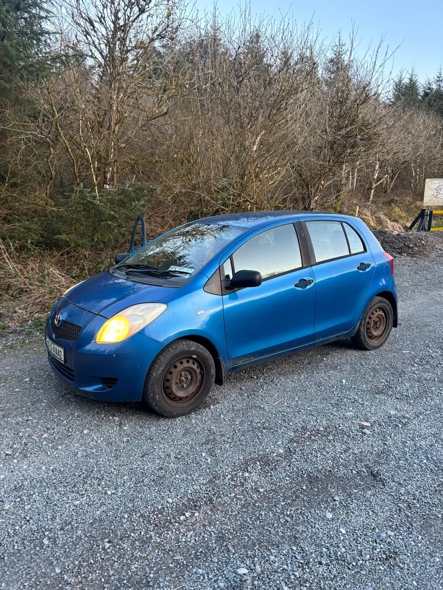 Toyota Yaris 2007 - Image 4