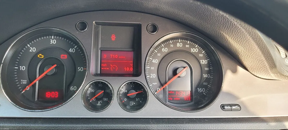 Volkswagen Passat 2008 - Image 3