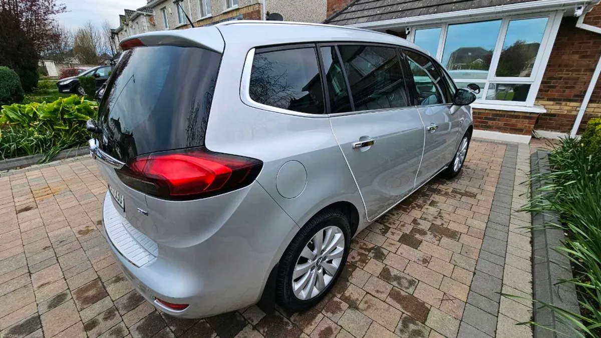 Opel zafira tourer se 2l diesel - Image 3
