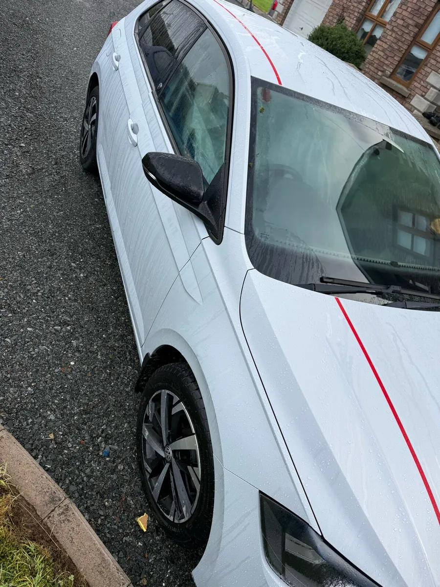 Volkswagen polo - Image 1