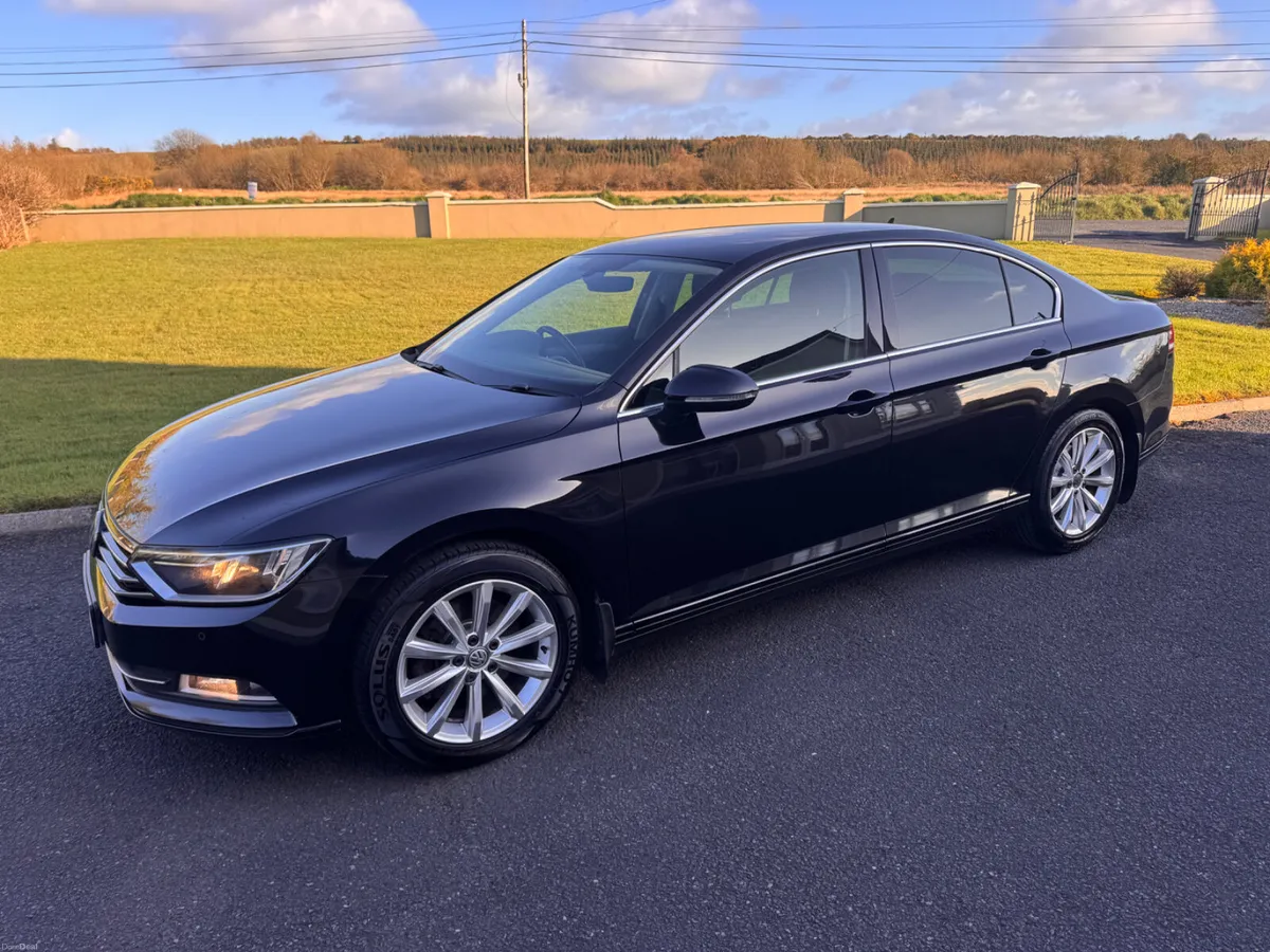 2015 Volkswagen Passat Business SE - Image 1