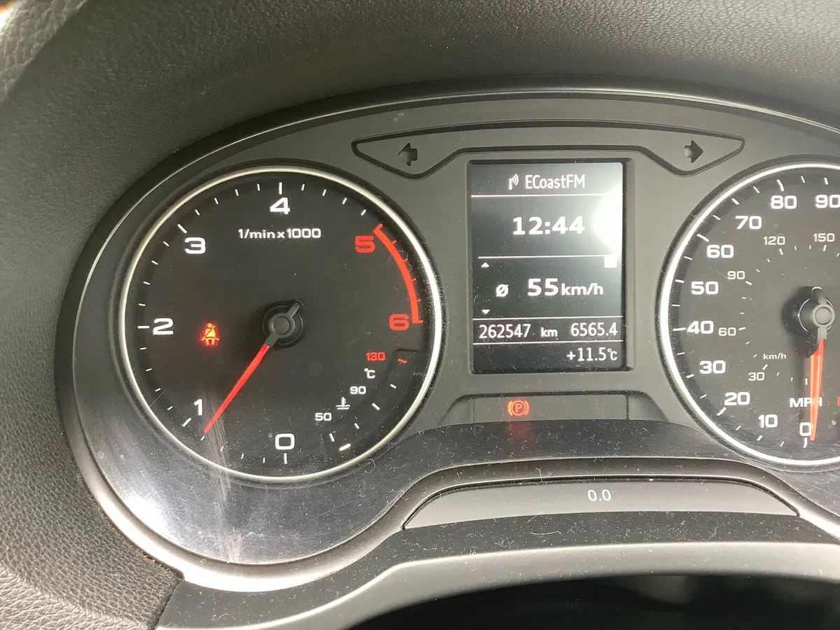 Audi A3 2.0 TDI SE Sportback 148 BHP - Image 4