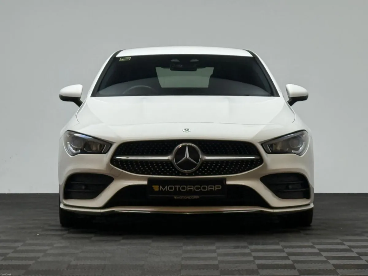Mercedes-Benz CLA 220D AMG LINE PREMIUM - Image 2