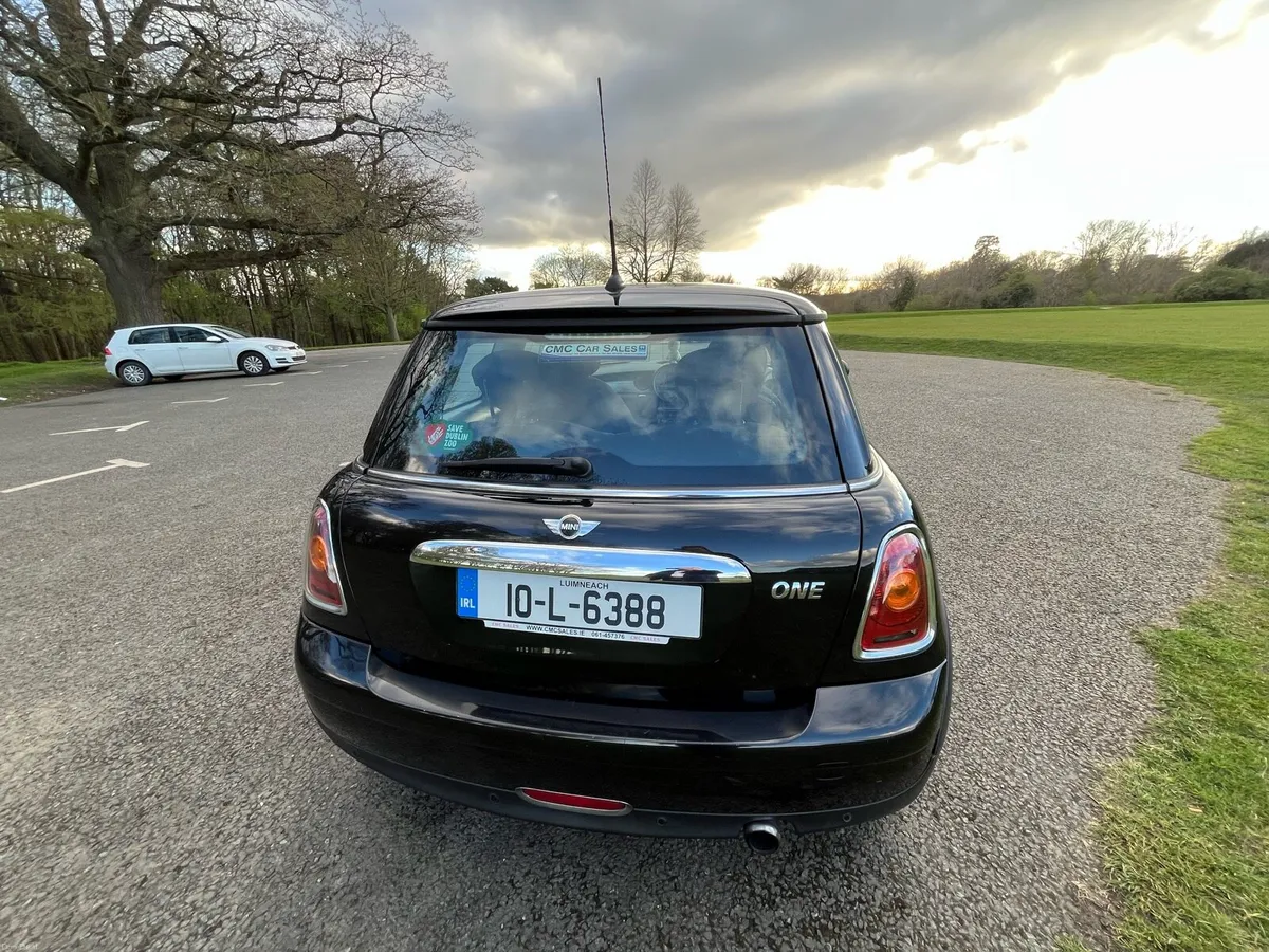 2010 Mini One 1.4 Hatchback (3-Door) - Image 4