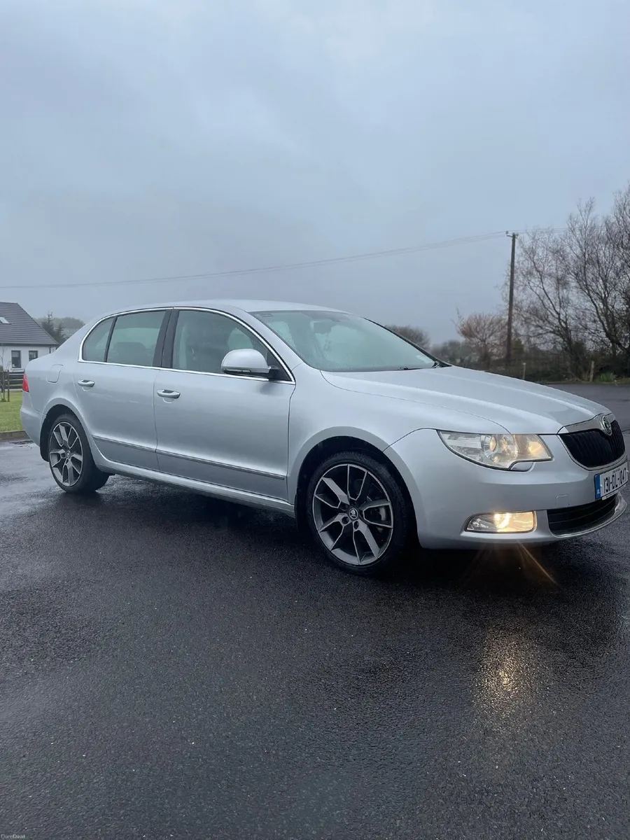 Skoda Superb 2013 1.6 TDI - Image 4