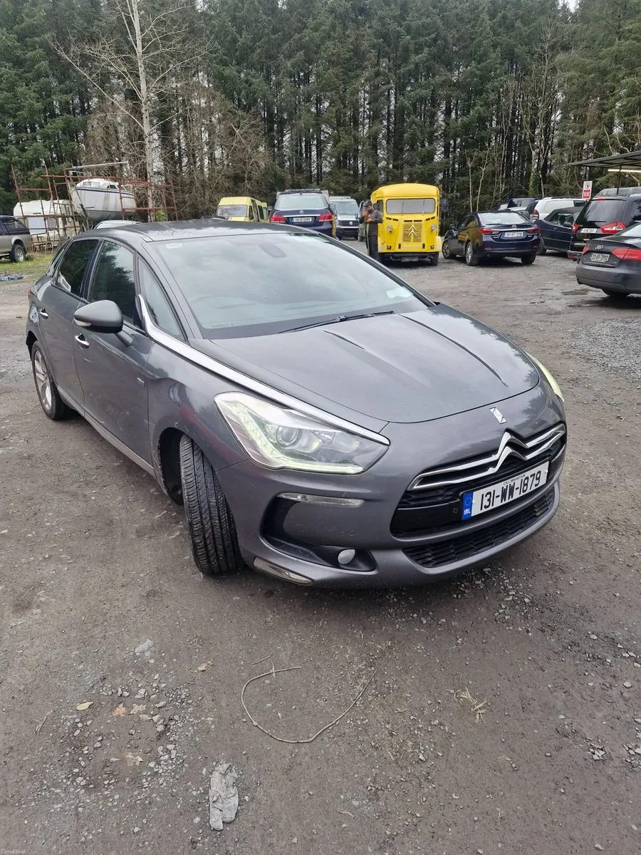 Citroen DS 5 2013 automatic hibrid - Image 1