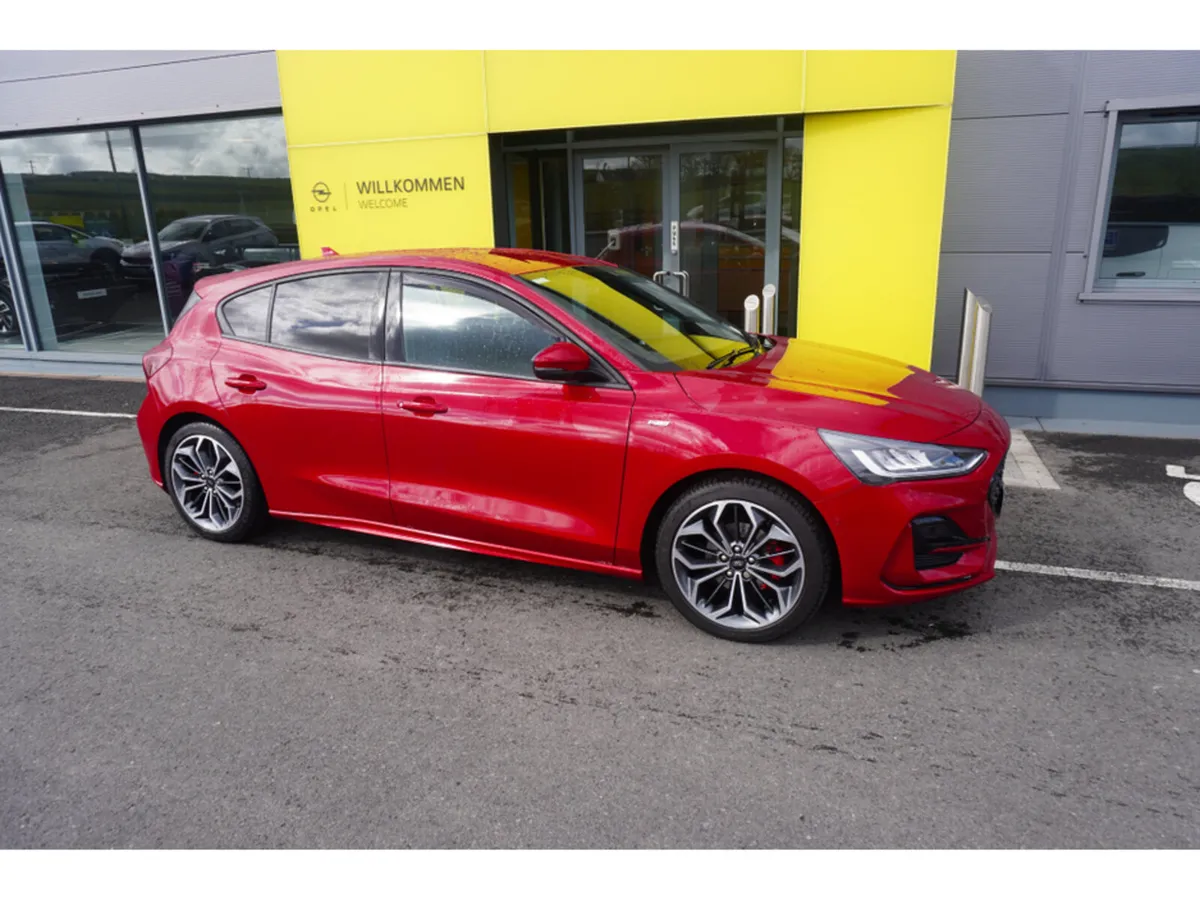 Ford Focus ST-LINE X 1.5L ECOBLUE 1 - Image 1