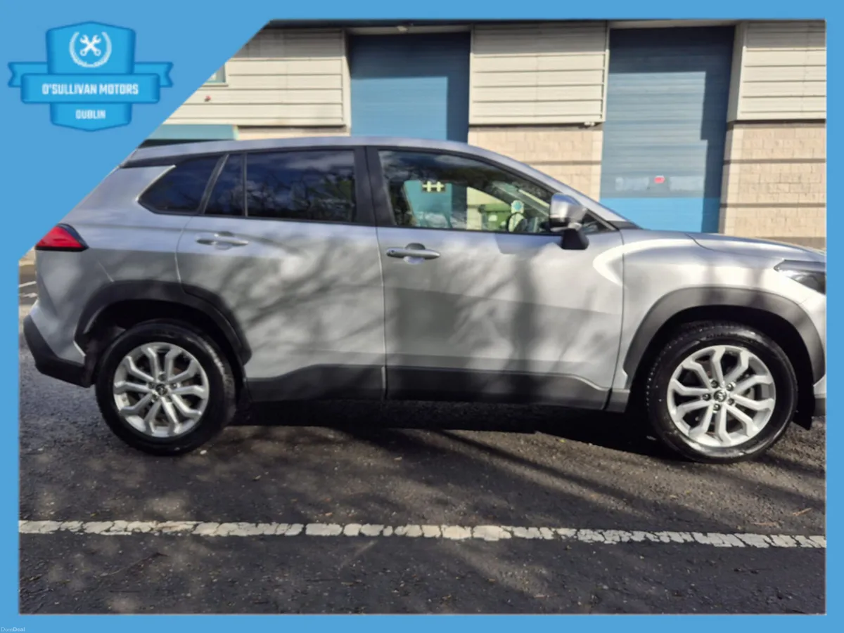 Toyota Corolla Cross 2023/1.8 PETROL HYBRID/AUTOMA - Image 4