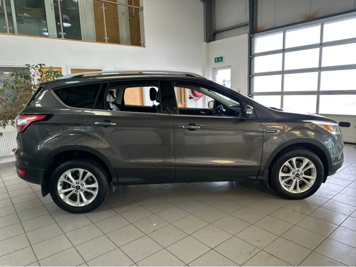 Ford Kuga TITANIUM 1.5 TDCI 120PS F FWD 4DR - Image 3