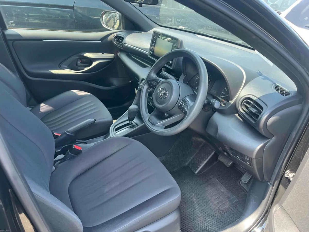 Toyota Yaris €13950! 2021 Toyota Yaris Automatic 1 - Image 2