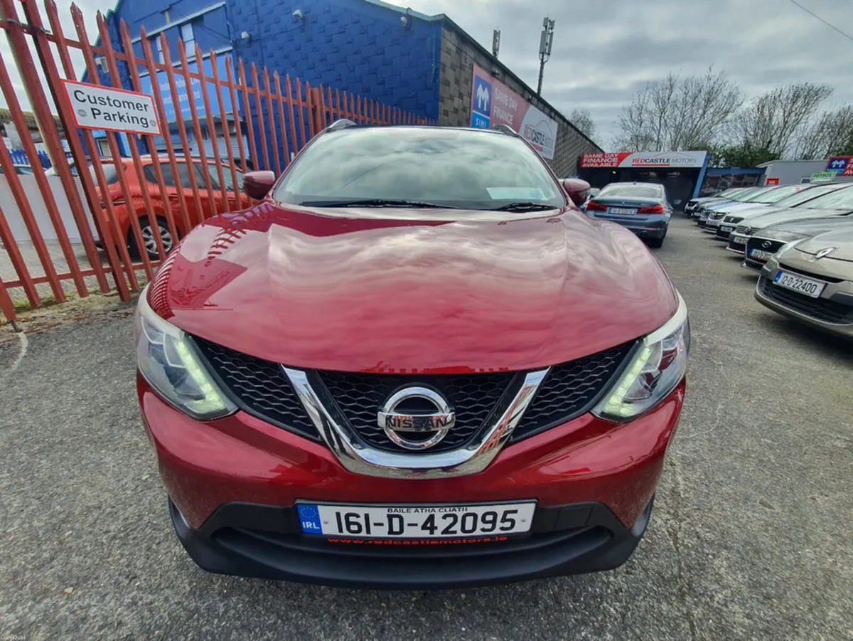 Nissan Qashqai 1.2 SV - Image 2