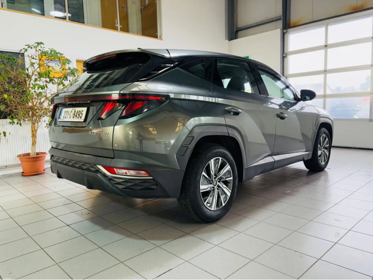 Hyundai Tucson IX35 COMFORT PLUS 5DR - Image 2