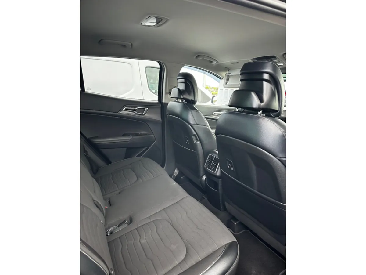 Kia Sportage MHEV K3 DSL 5DR - Image 4