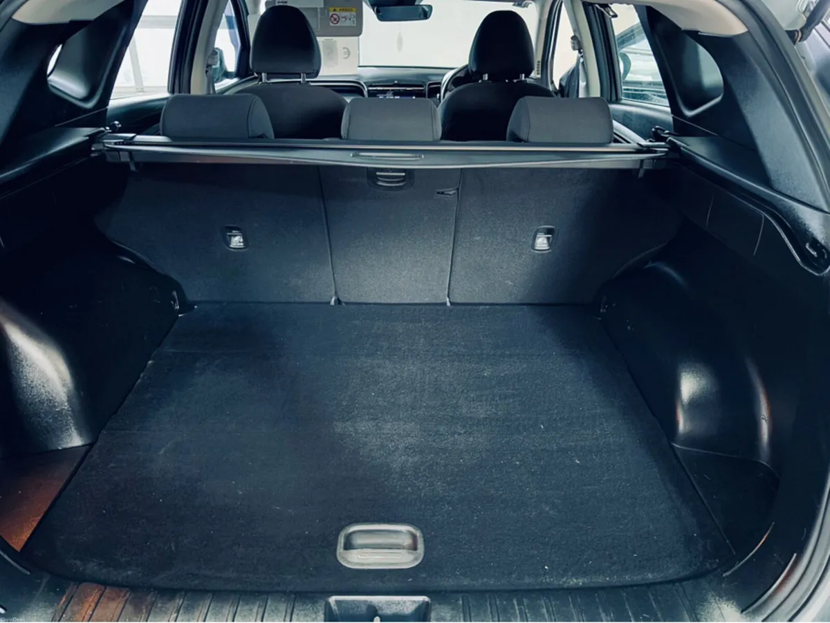Hyundai Tucson IX35 COMFORT PLUS 5DR - Image 6