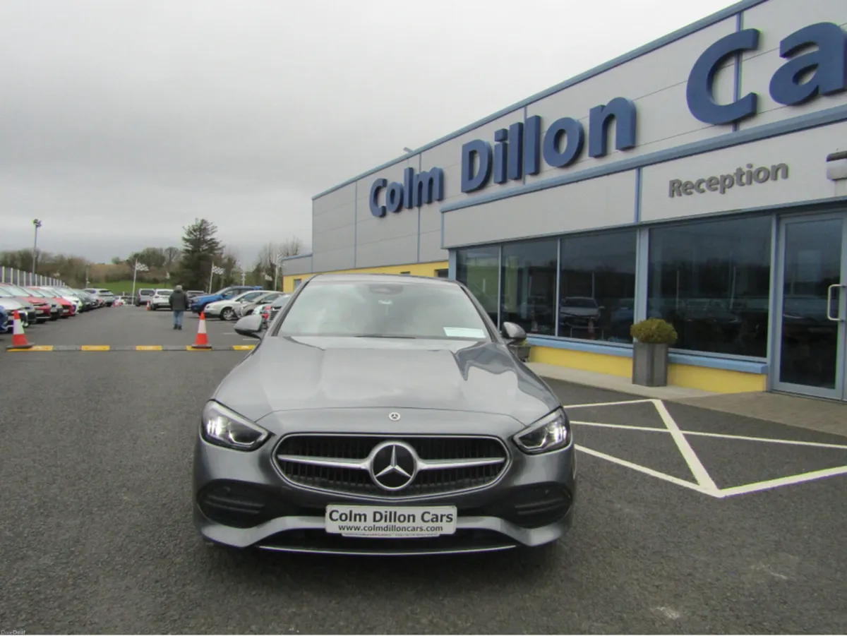 Mercedes-Benz C-Class C 200 D AUTO 4DR - Image 4