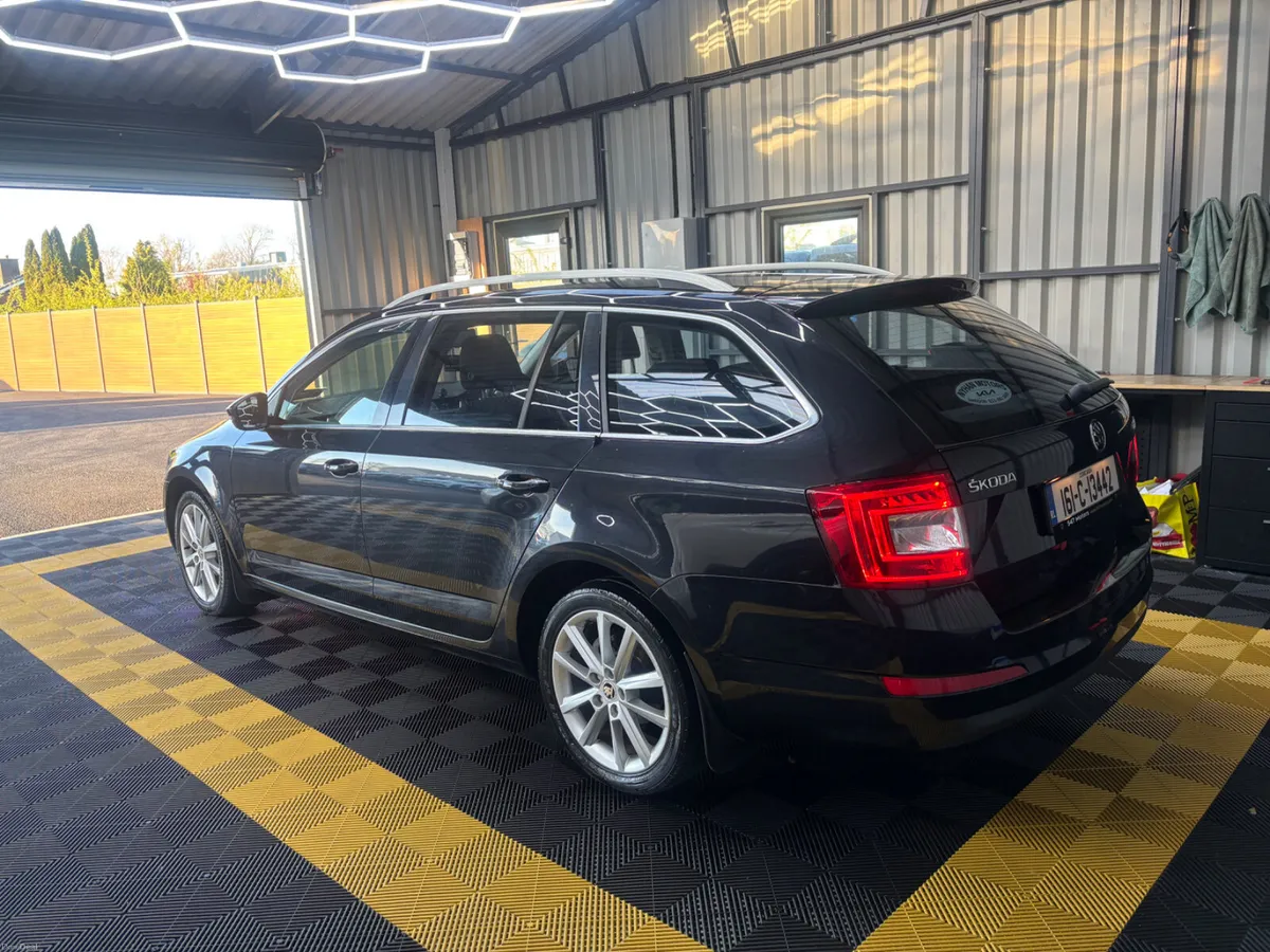 Skoda Octavia 2016 Style 1.6Tdi Low Km - Image 2