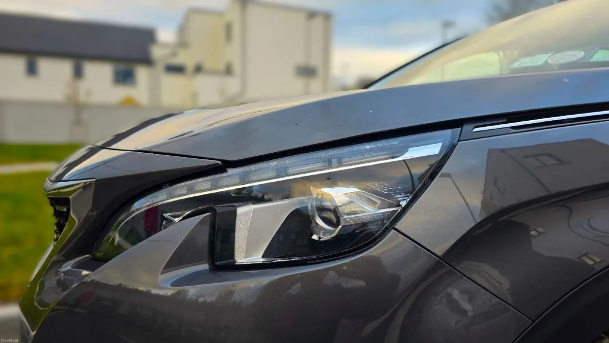 Peugeot 3008 2018 - Image 2