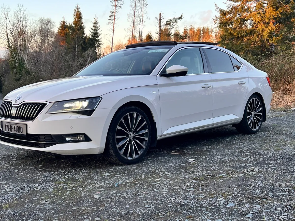 SKODA SUPERB LAURIN & KLEMENT - Image 2