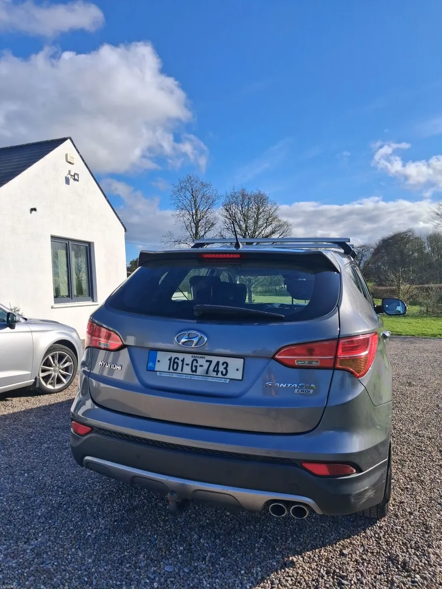 Hyundai Santa Fe 2016 - Image 3