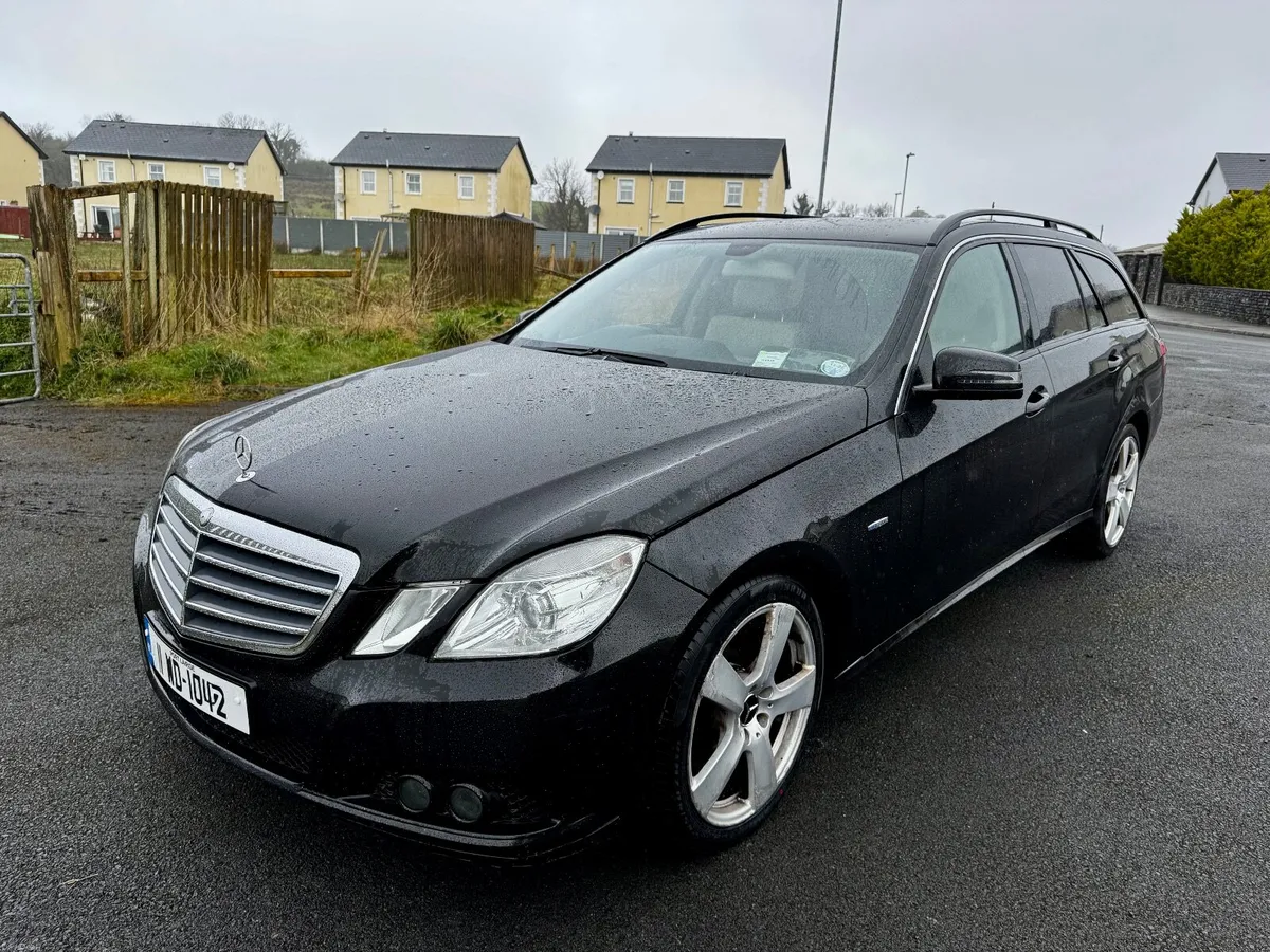 Mercedes E250 2.1CDI Automatic 2011 *New NCT* - Image 3