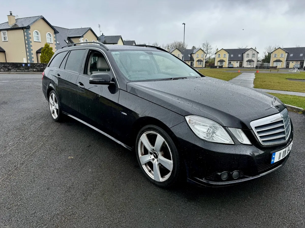 Mercedes E250 2.1CDI Automatic 2011 *New NCT* - Image 1