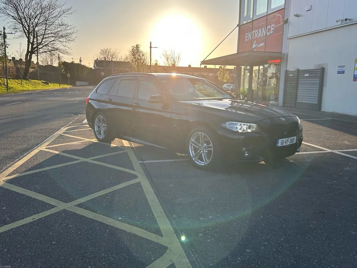 BMW 520d M Sport (dealer warranty until Nov 2026) - Image 2