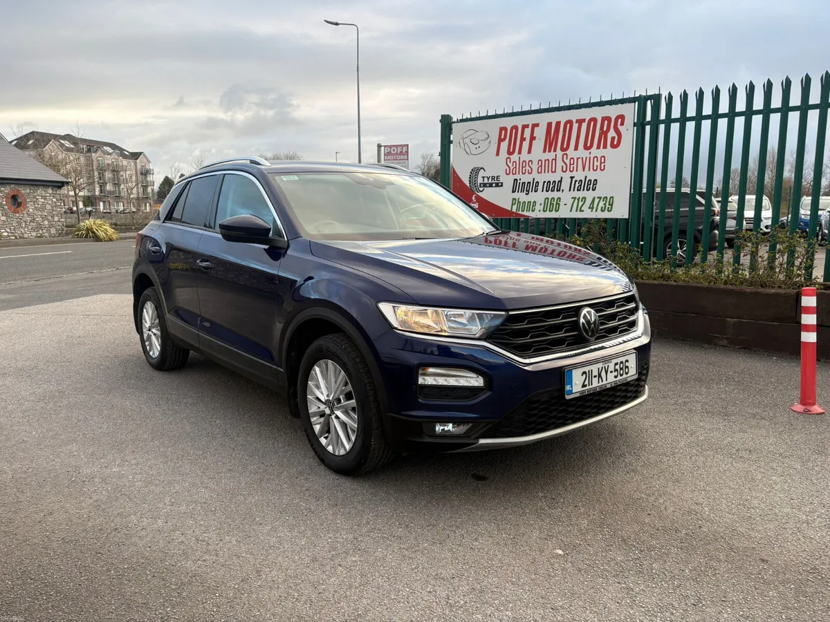 Volkswagen T-Roc 2021 - Image 2