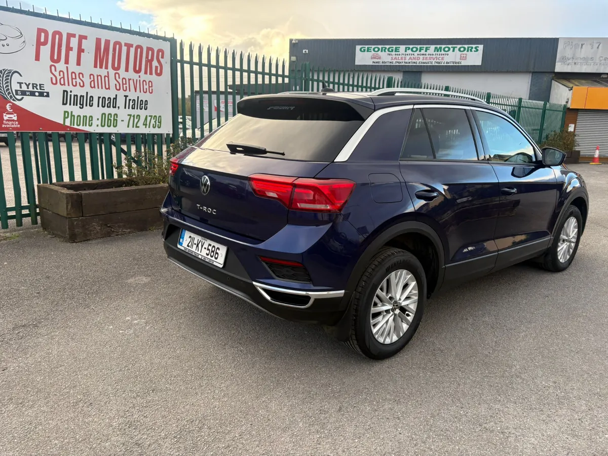 Volkswagen T-Roc 2021 - Image 4