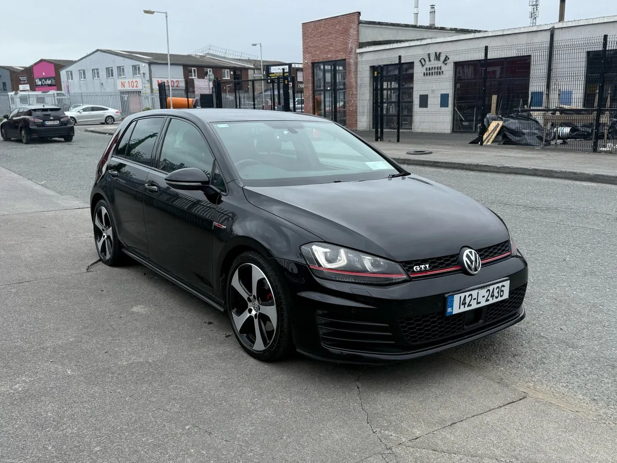 2014 VOLKSWAGEN GTI DSG - Image 1