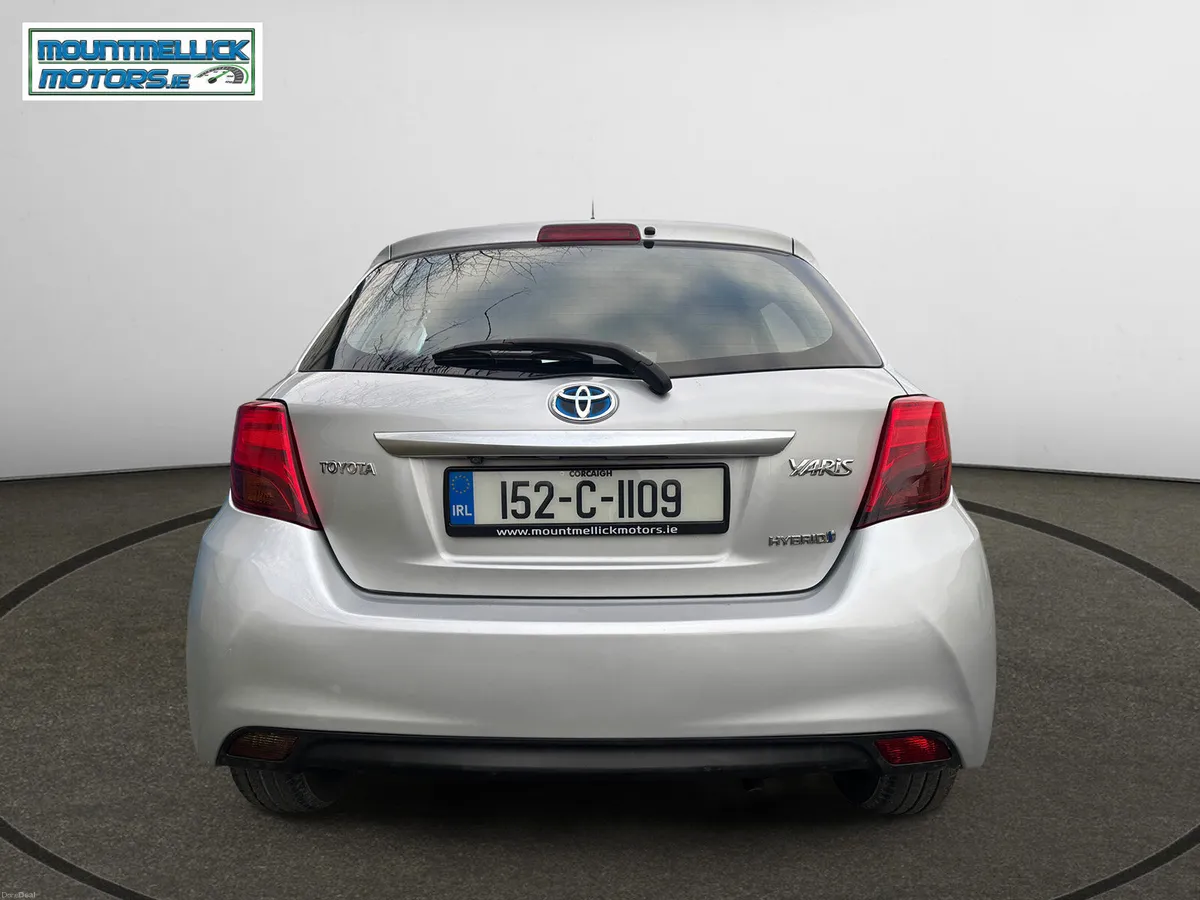 2015 TOYOTA YARIS 1,5 HYBRID”LOW MILEAGE” - Image 2