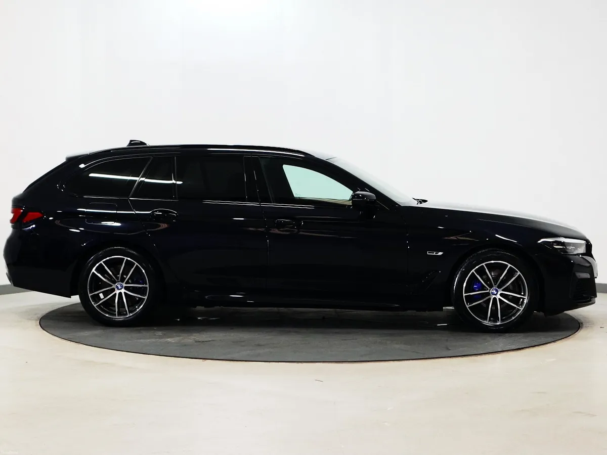 *106* 2022 BMW 5-Series 2.0 M-SPORT - Image 3