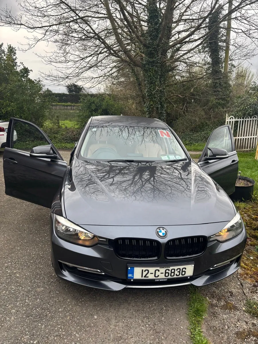 Selling bmw 318d 2012 immaculate condition - Image 1