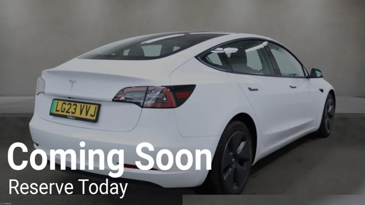 Tesla Model 3 2023 - Image 4