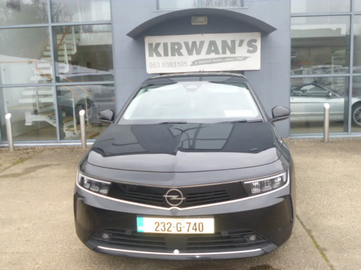 Opel Astra 1.2L Turbo 110PS SC 2023 - Image 1
