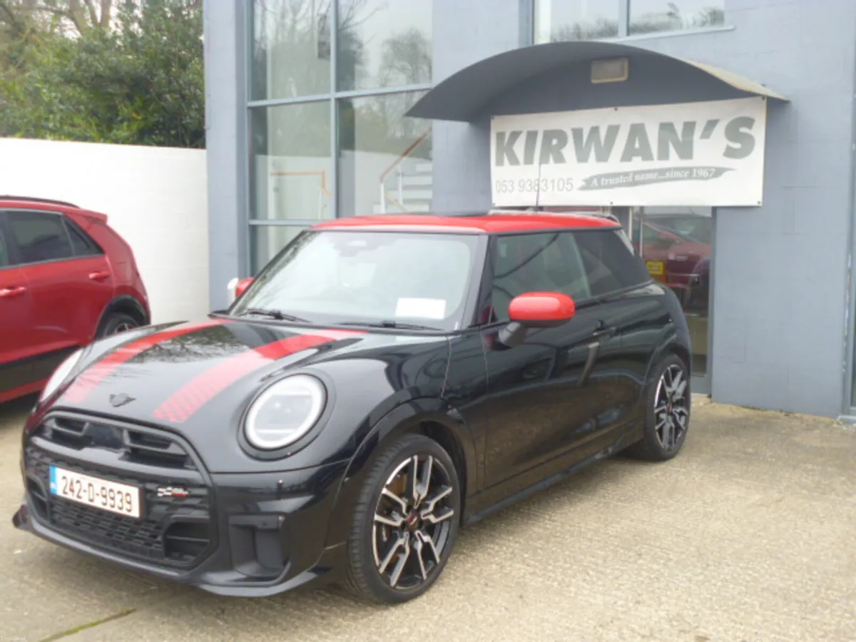 Mini Cooper Sport 2.0L Auto 2024 - Image 3
