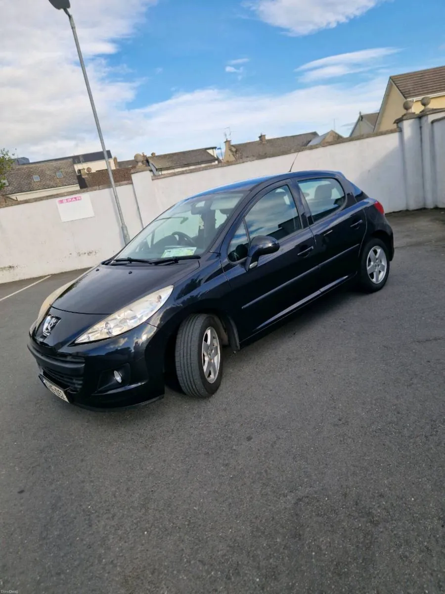 Peugeot 207 - Image 2