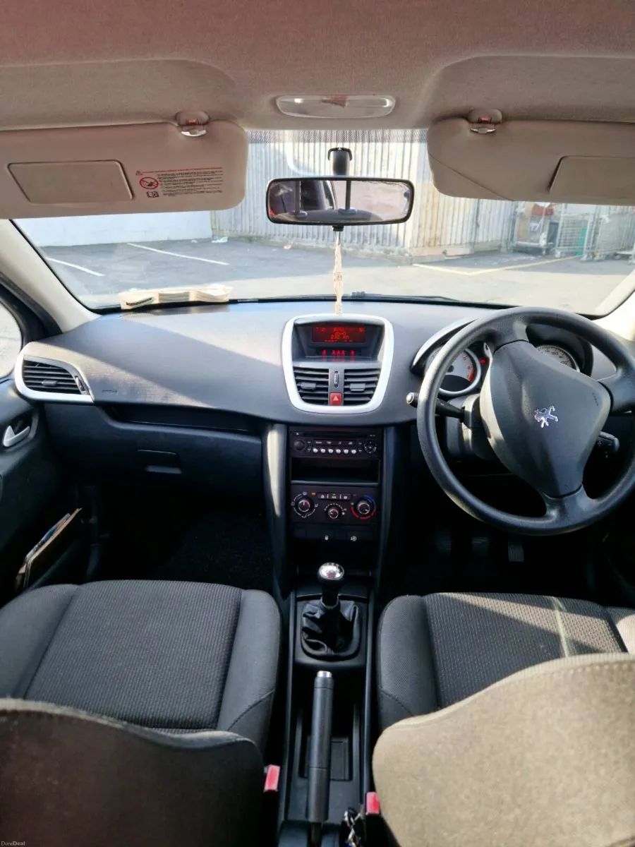 Peugeot 207 - Image 4