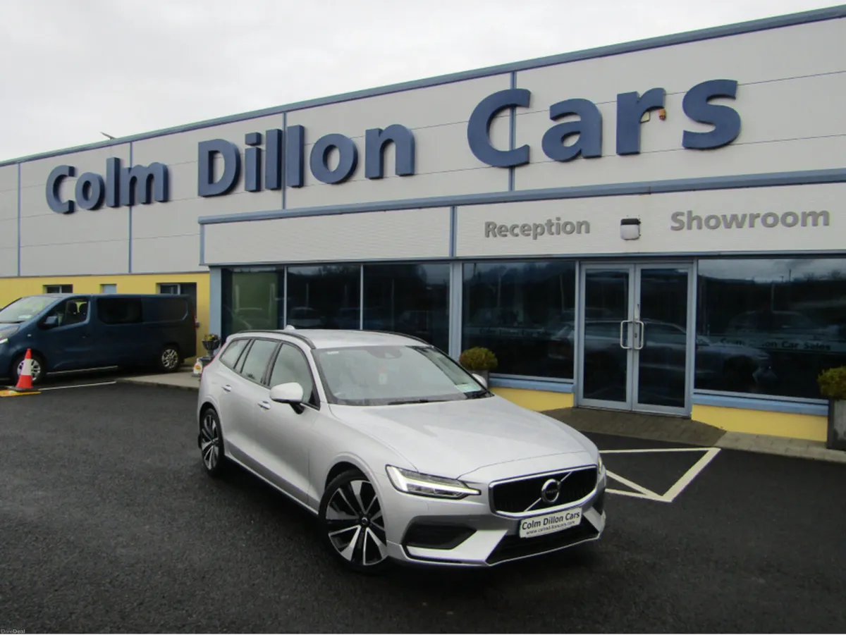 Volvo V60 D4 MOMENTUM AT 5DR AUTO 190BHP - Image 1