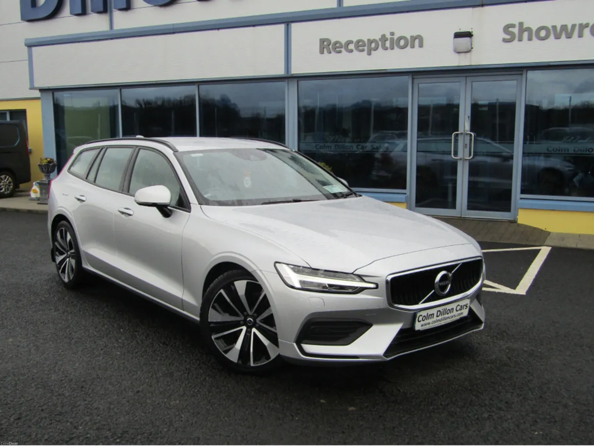 Volvo V60 D4 MOMENTUM AT 5DR AUTO 190BHP - Image 2