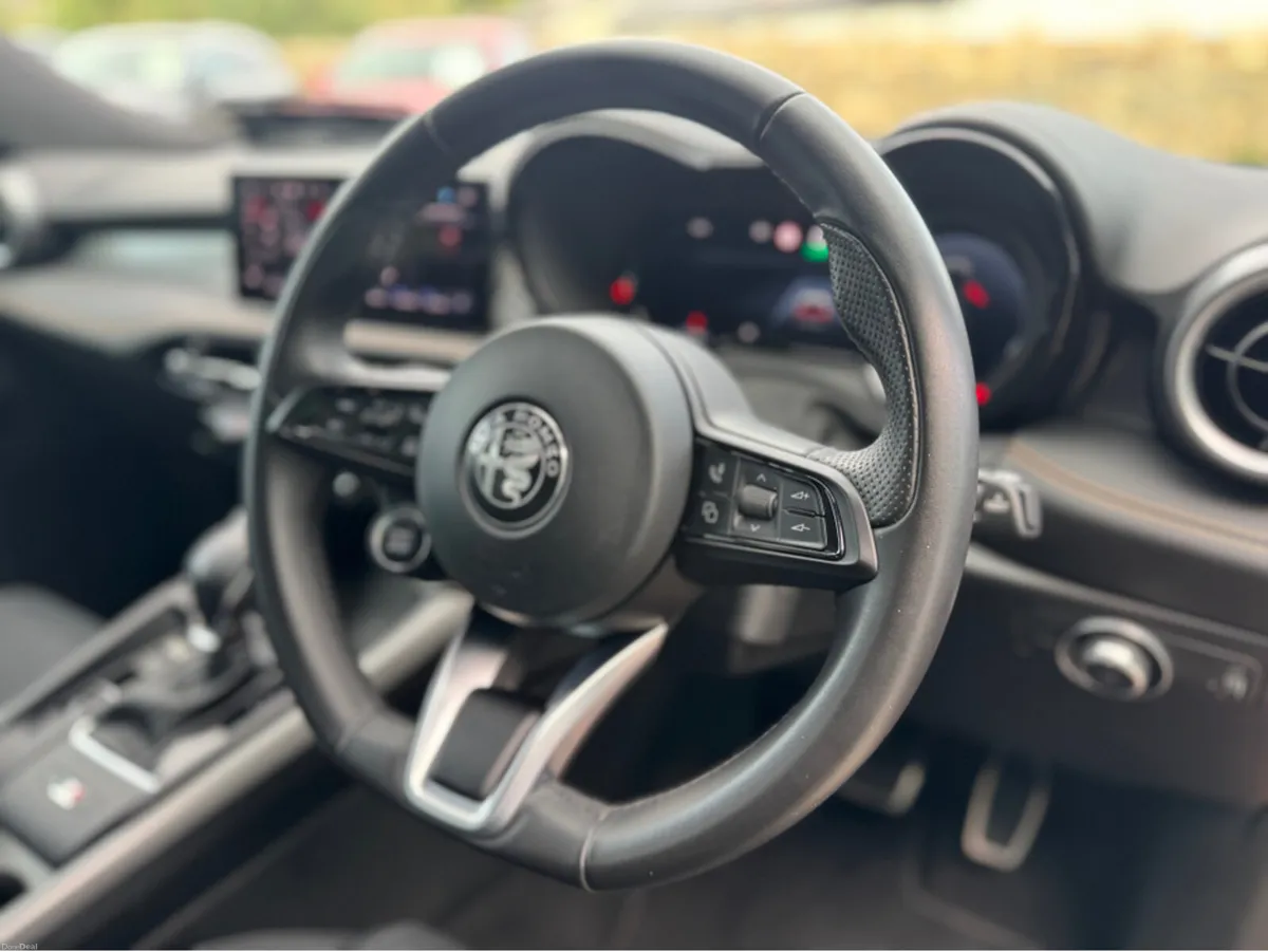 Alfa Romeo Tonale TI 1.5 160HP MILD HYBRID DDCT - Image 6