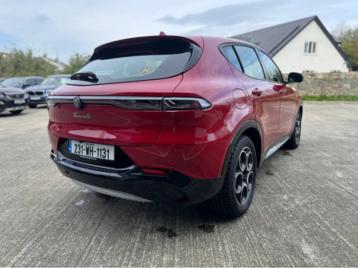 Alfa Romeo Tonale TI 1.5 160HP MILD HYBRID DDCT - Image 4