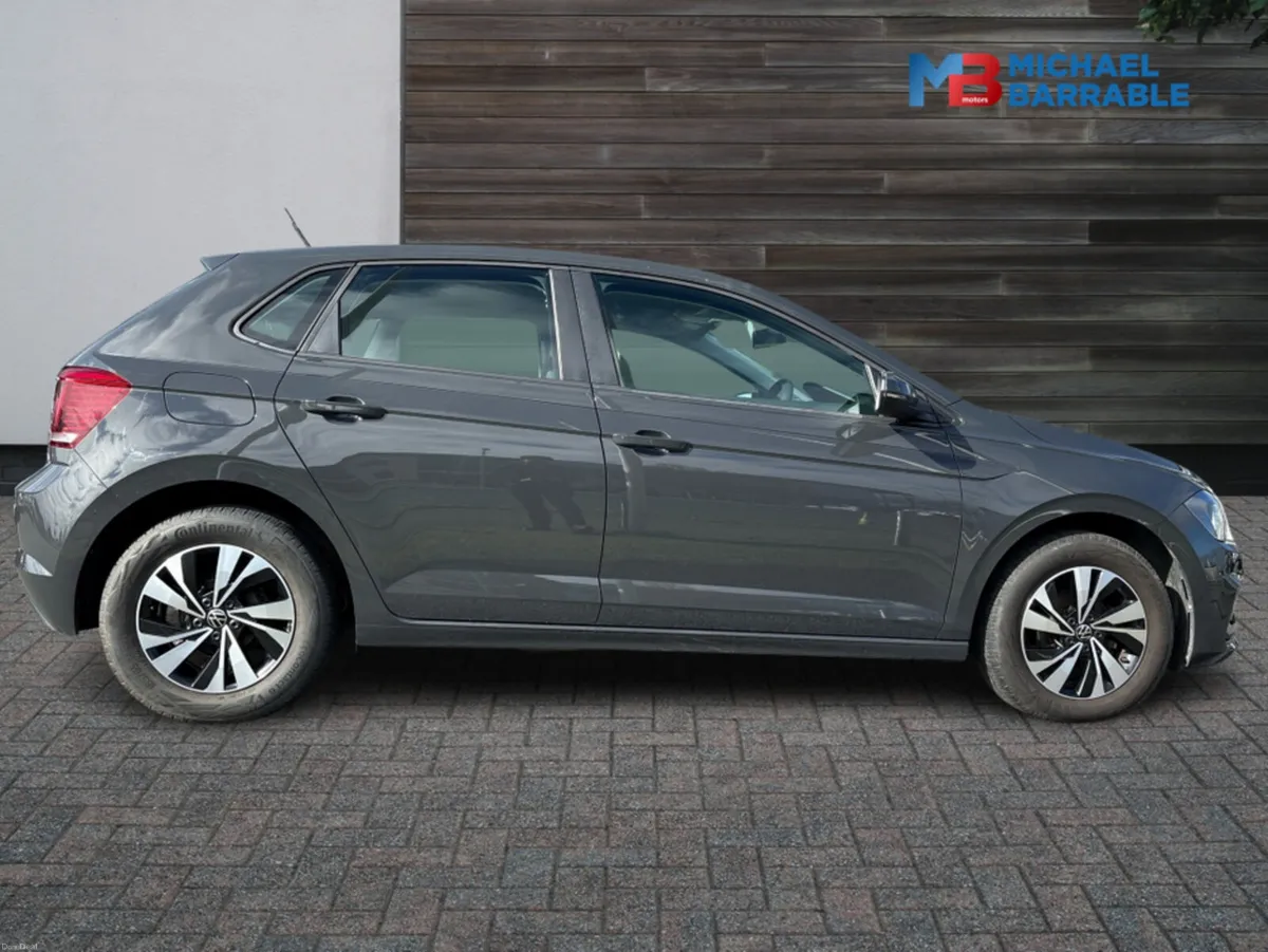 Volkswagen Polo TRENDLINE 1.0 MANUAL 5SPEED 80HP 5 - Image 4