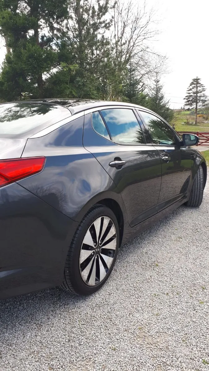 KIA OPTIMA  1.7 CRDI 2 LUXE 4 DR 2012 - Image 3
